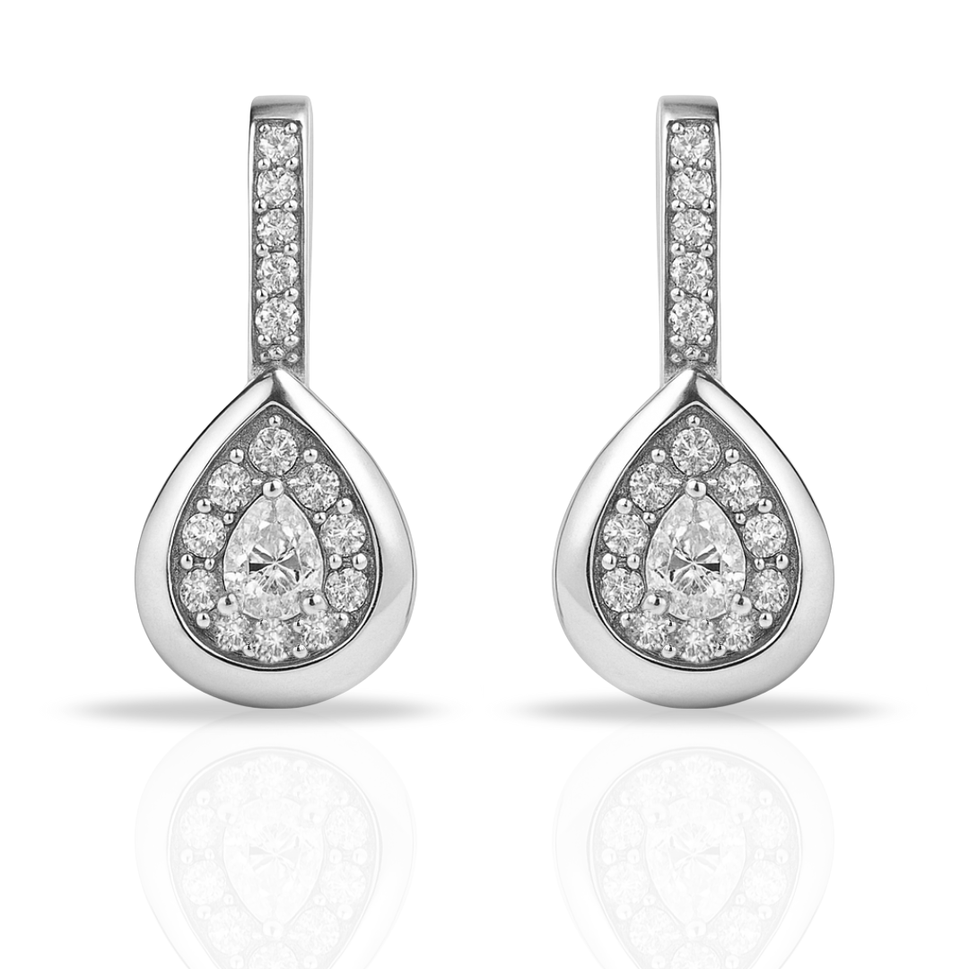 Cercei tortite cu oval si zirconii incolore