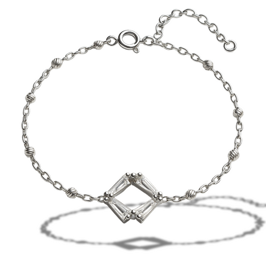 Brățară cu biluțe si romb incolor