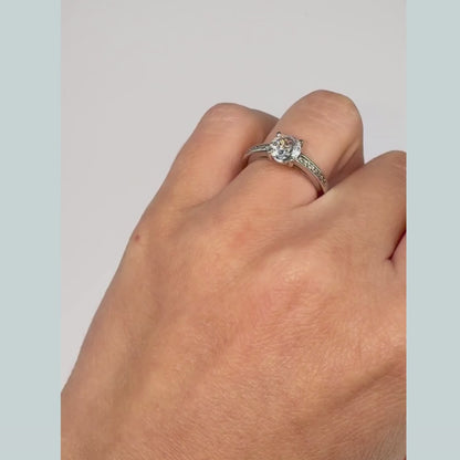 Inel cu rotund si zirconii